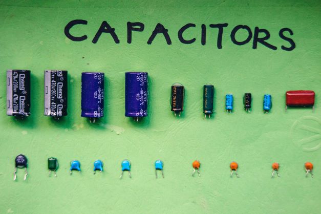 Sample Capacitors images