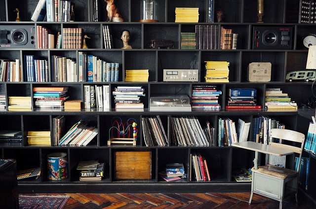 Library with books and writing equipment